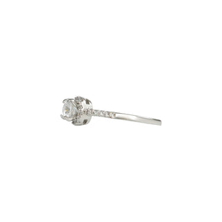 Royale Solitaire Ring