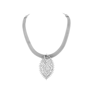 Aryahi Frost Pendant Set