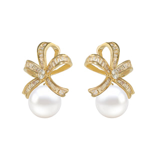 Pearl Bow Studs In Gold