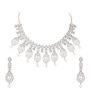 Delicate Diamond Set With Pearls