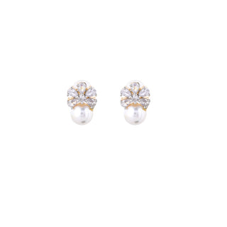 Pearly Flower Studs Gold