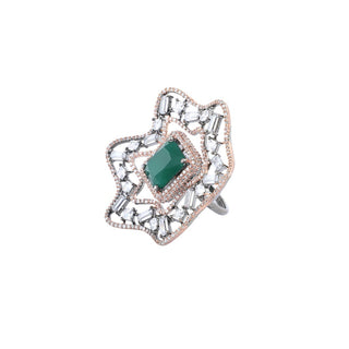 Pentas Emerald Finger Ring